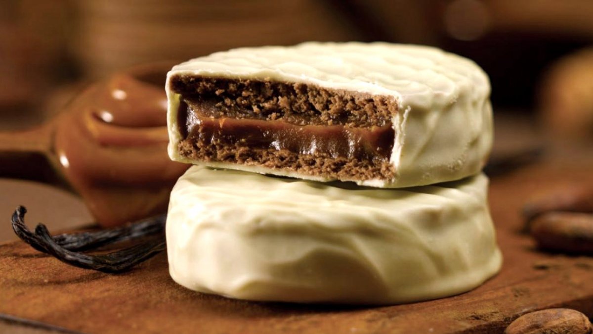 Las firmas dedicadas a la elaboracin de alfajores bombones dulces y conos de chocolate muestran sus creaciones