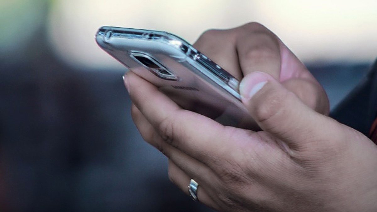 Las aplicaciones para telefona mvil ayudan al turista a acceder a informacin relevante en la palma de la mano
