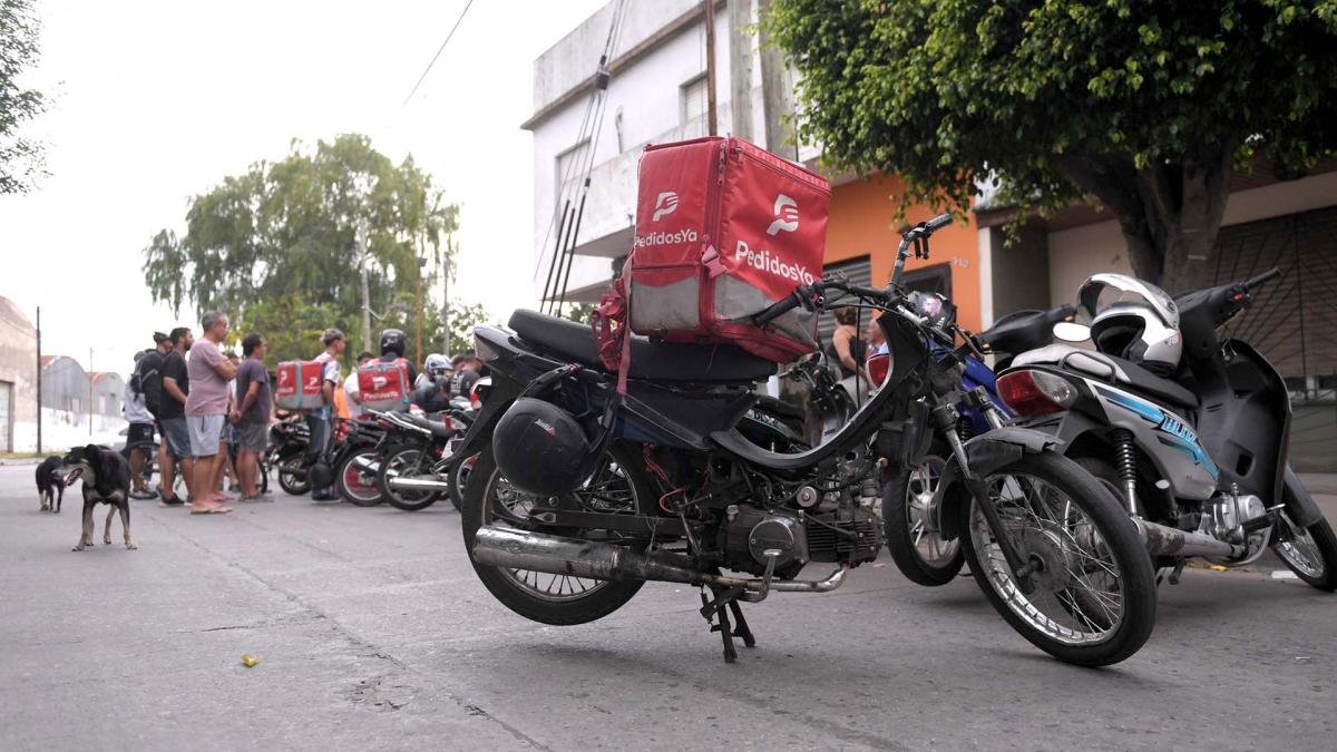El crimen de Danilo Marcieri de 20 aos ocurri la tarde de este sbado en las calles Zapiola y 162 de Quilmes Foto Julin lvarez