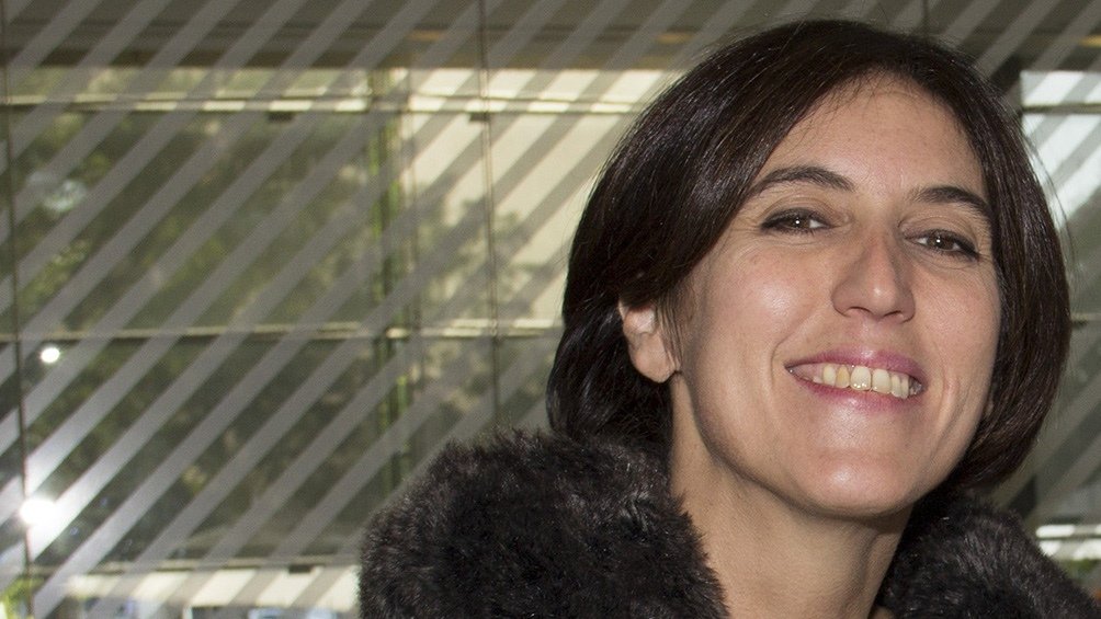 Victoria Noothoorn directora del Museo de Arte Moderno de Buenos Aires brinda su testimonio sobr eel futuro de estas instituciones en el libro