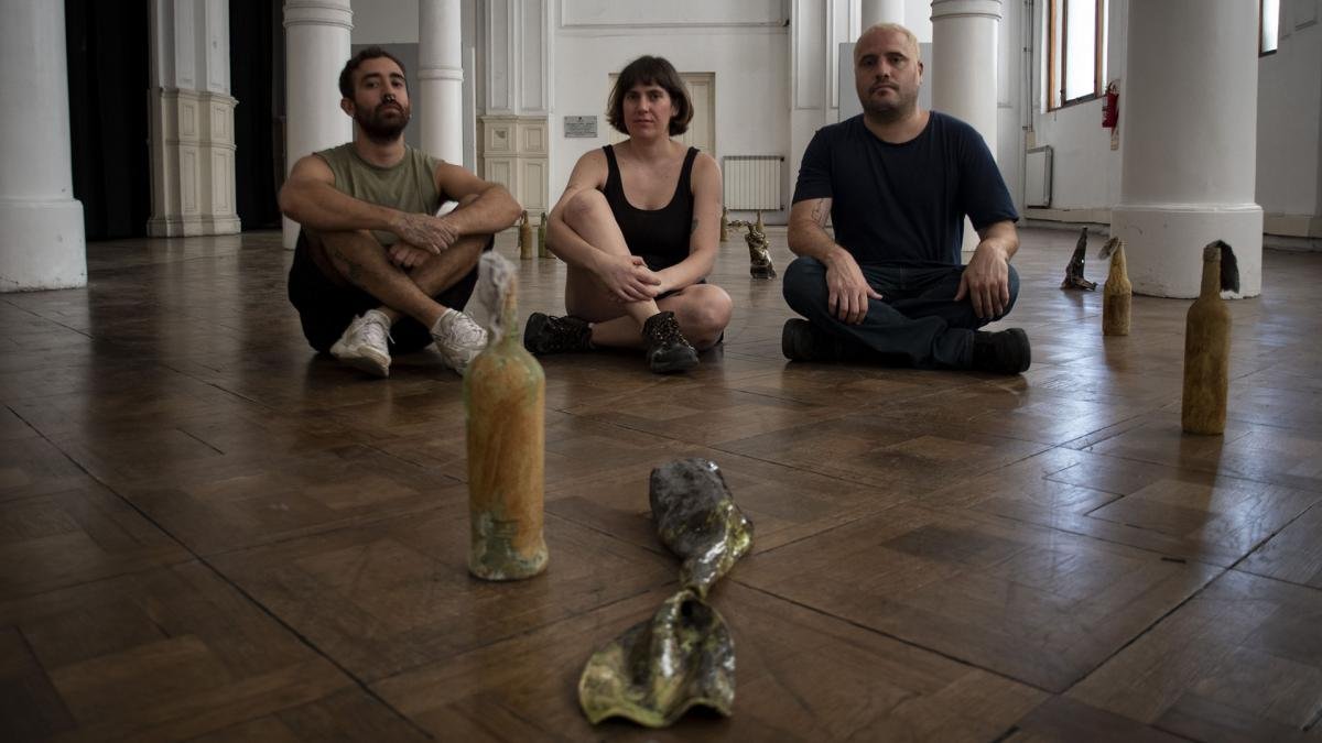 Dirty est secundado por el colectivo de arte sonoro La obra Foto Eliana Obregn 