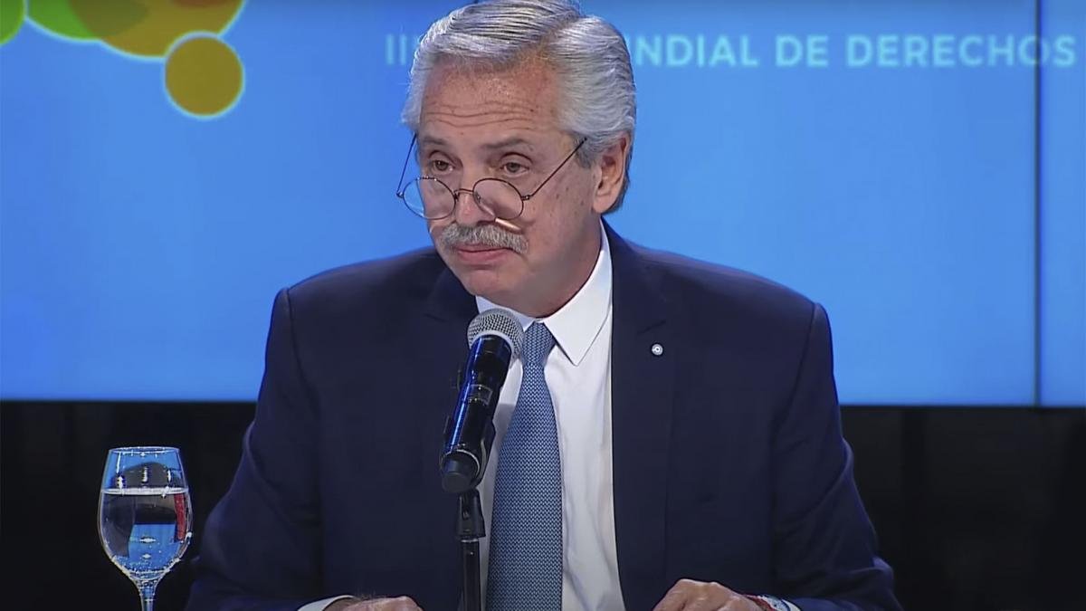 En Ia Sesin de Jefas y Jefes de Estado y de Gobierno de los Pases miembros el Presidente hablar en segundo lugar despus del representante de Andorra