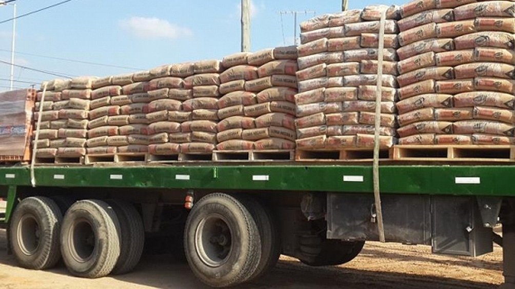 Producto de esta investigacin se labraron 53 actas por infracciones formales y 19 actas de clausura