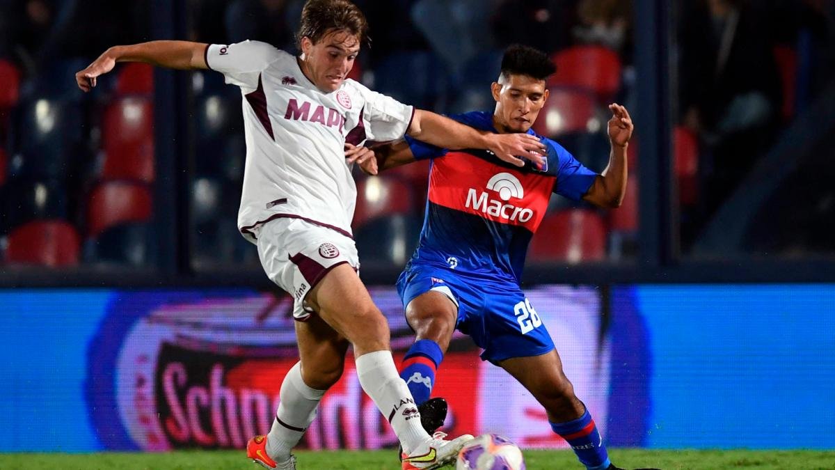Lans viene de caer frente a Tigre en Victoria Foto Fernando Gens