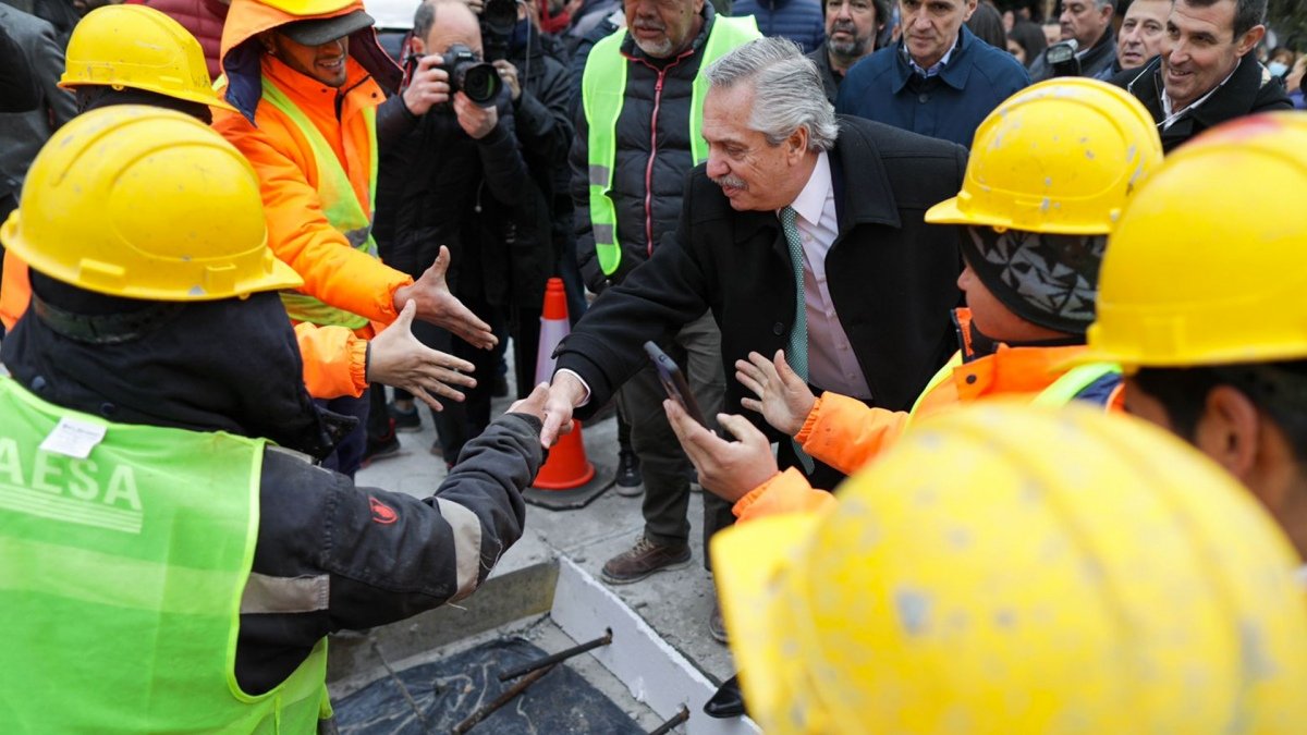 Alberto Fernndez destac la labor de los trabajadores Foto Presidencia