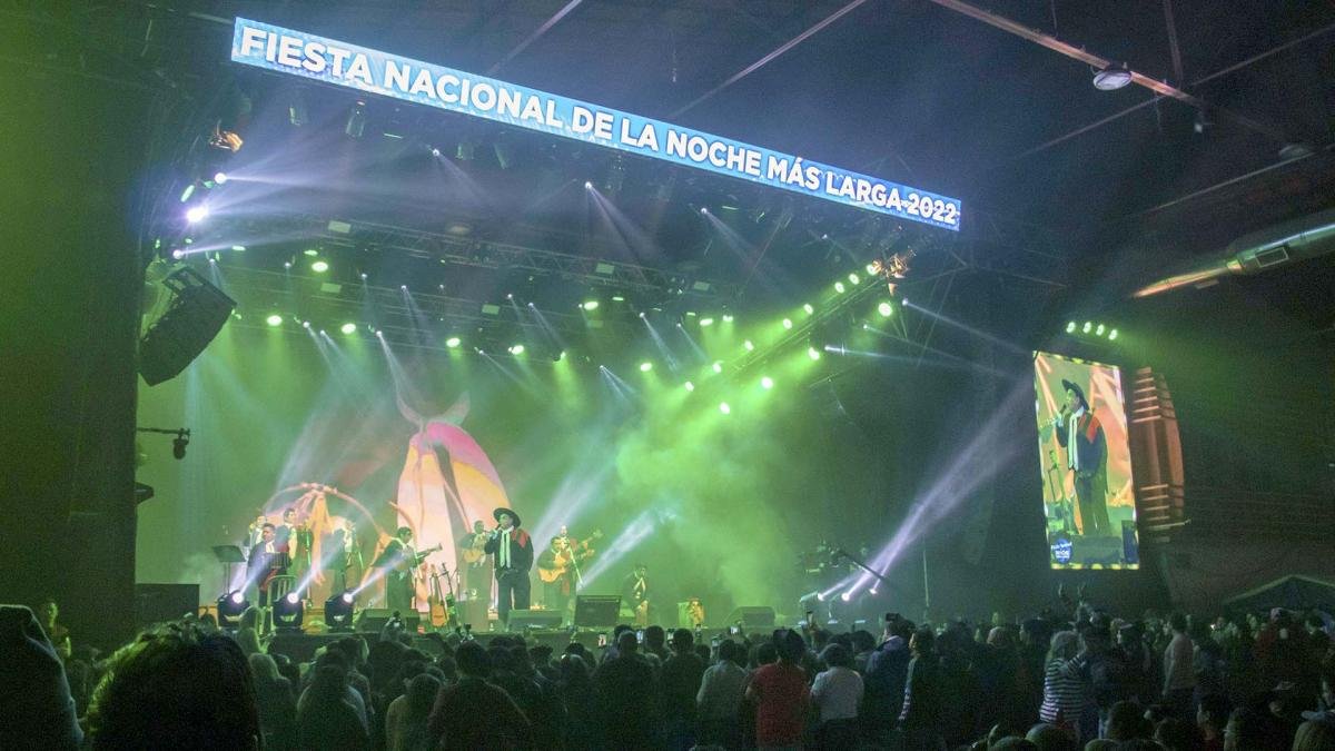 Ushuaia ultima los preparativos para una nueva edicin de la Fiesta Nacional de la Noche Ms Larga Foto Cristian Urrutia