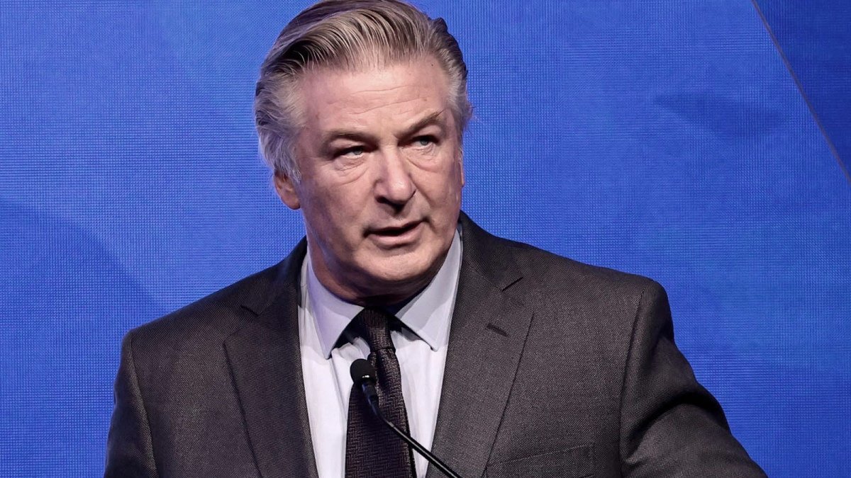 Baldwin nuevamente a la expectativa de un diagnstico acerca del arma