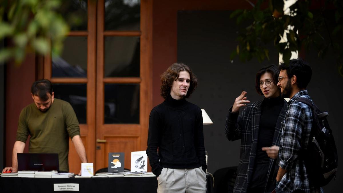 Los jvenes podrn encontrarse con lo mejor de la literatura de su generacin este fin de semana Foto Diego Aroz