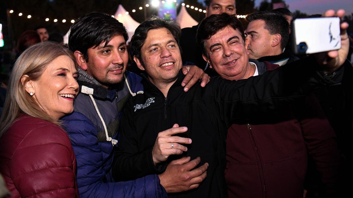 Espinoza Festivales como este renen a chicos y grandes con los artistas que son nuestro orgullo porque se formaron ac cerca Foto Prensa