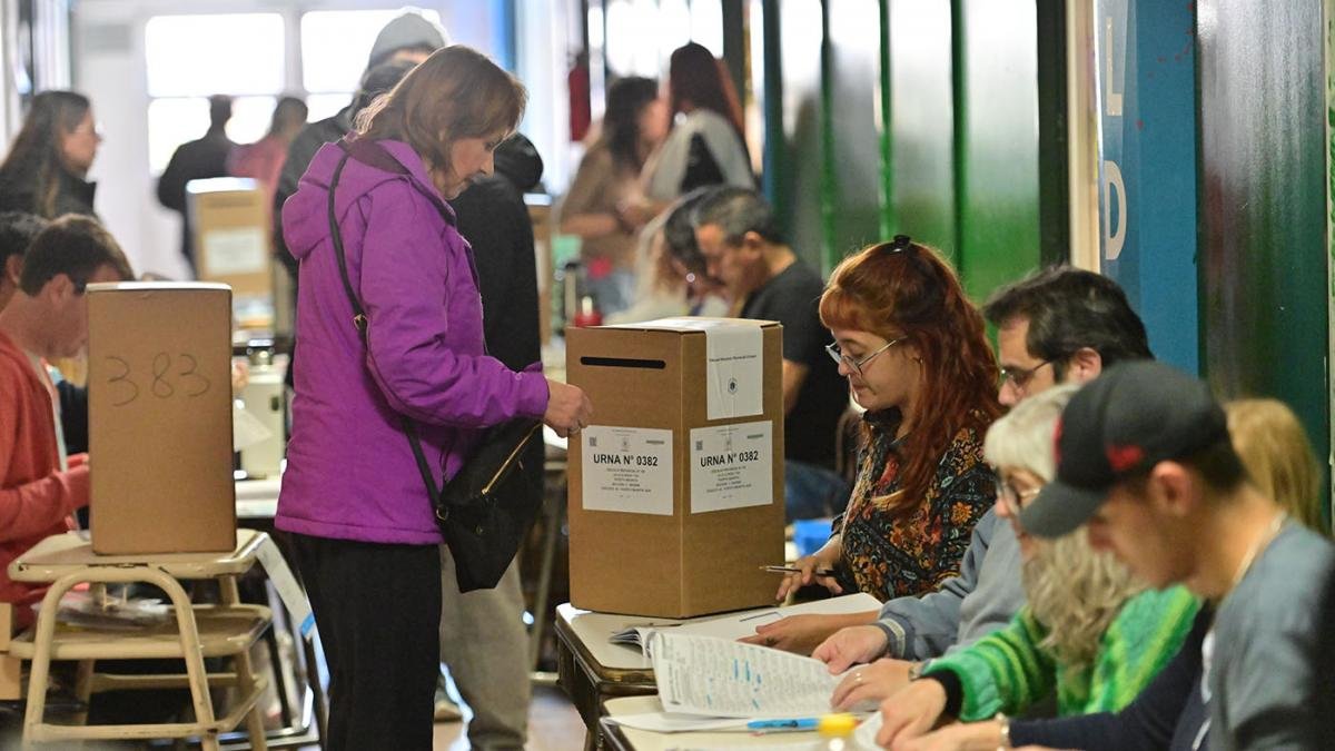 Se estima que vot alrededor del 65 del padrn Foto Maxi Jonas