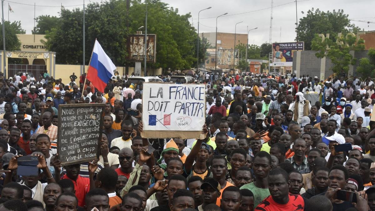 El plazo del ultimtum culmina este domingo al final del da pero la junta que tom el poder el 26 de julio en Niamey la capital nigerina an no mostr ninguna disposicin a ceder Foto AFP