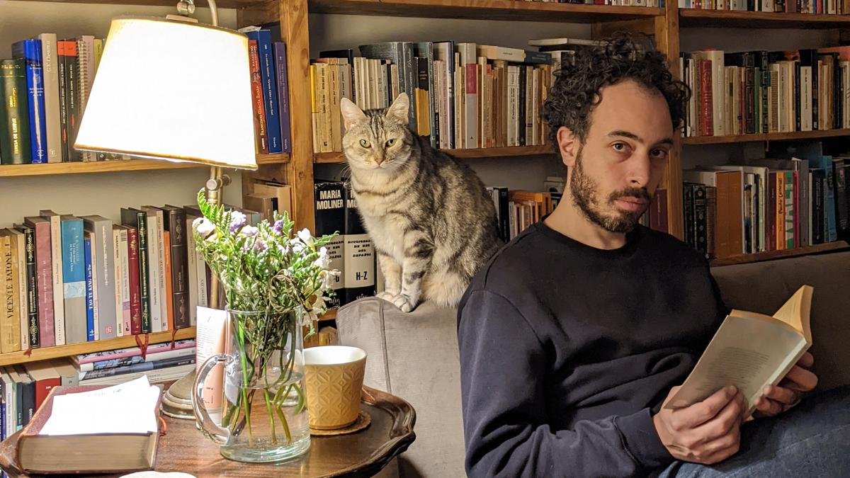 Gabriel Caldirola obtuvo la primera distincin con Libro de nubes Foto Prensa