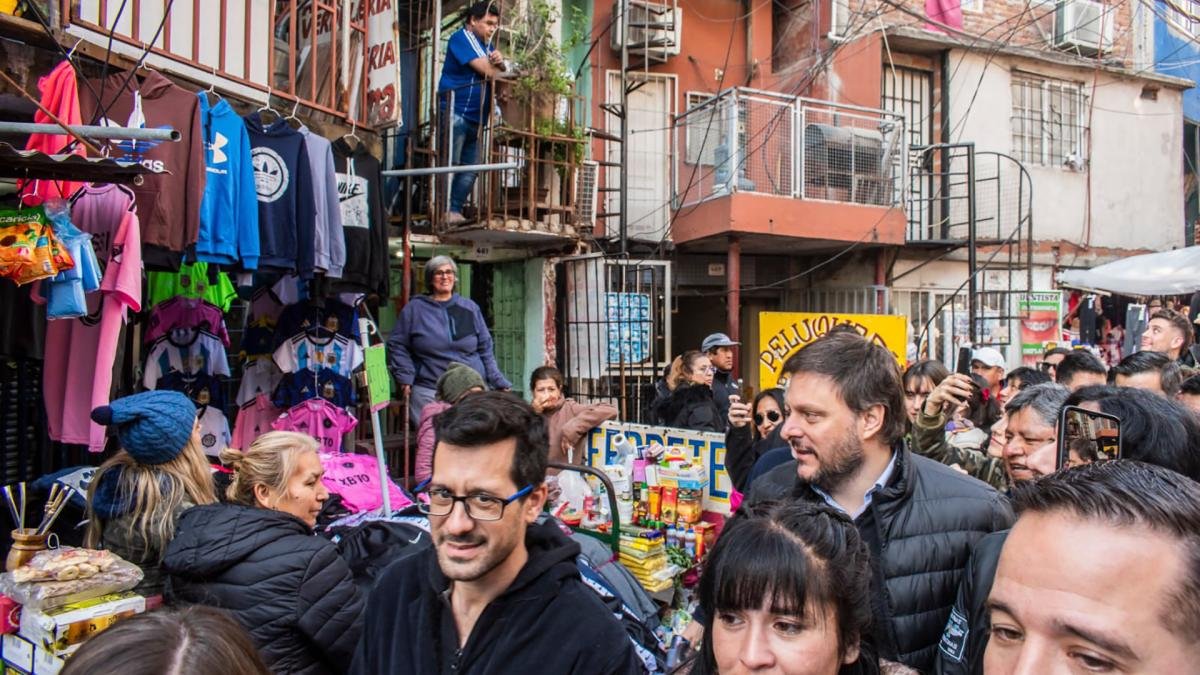 Santoro convoc a votar en las PASO para fortalecer el sistema pblico de salud y de educacin Foto Prensa
