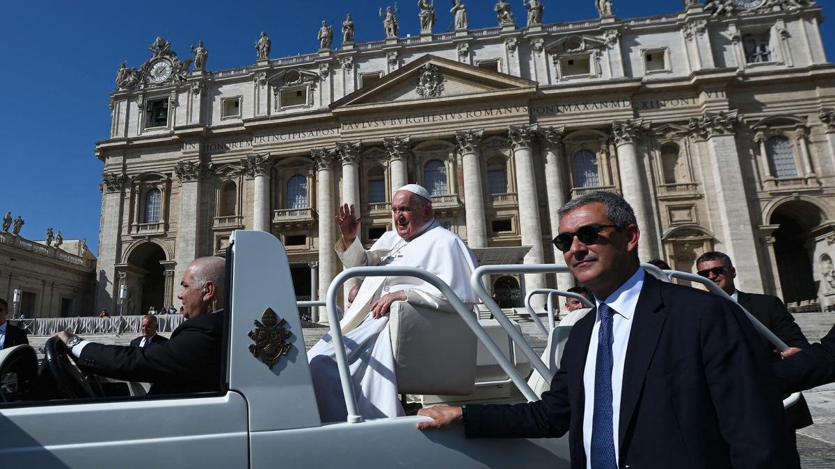 Francisco multiplic gestos concretos de acercamiento a China Foto AFP