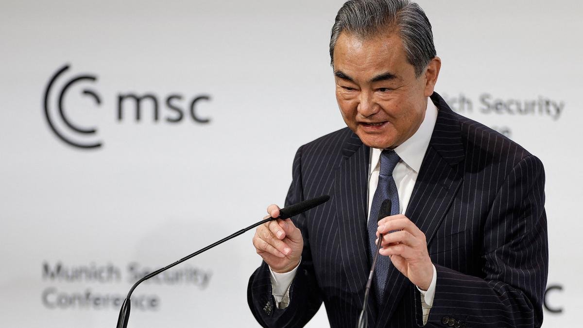 El canciller chino Wang Yi dialog Antony Blnken Foto AFP