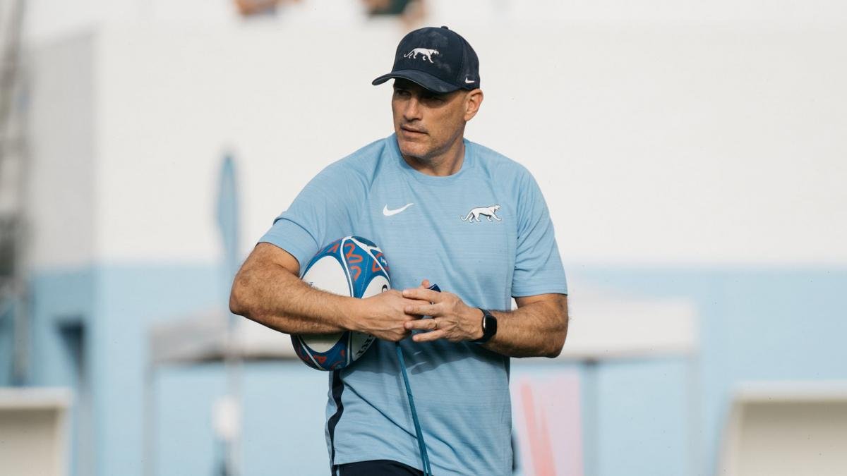 Mdico de profesin Felipe Contepomi 47 jug 87 partidos para los Pumas Se retir en su equipo Newman XLos Pumas