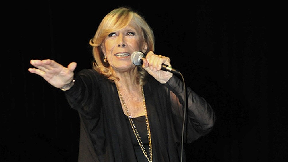Amelita Baltar har show en la casona de 1870 a una cuadra de Plaza Dorrego
