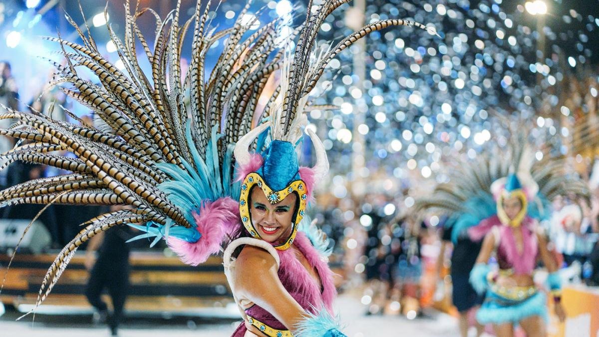 Este carnaval es un evento que se financia solo gracias al aporte de la comunidad Foto Prensa