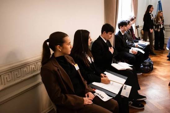 🇺🇳✨FIN DE SEMANA DE MODELO DE ONU EN LA CIUDAD 📢🌍 Está tarde quedó inaugurado el XXV Modelo de Naciones Unidas en San Francisco 👉🏻 Más de 600 jóvenes de nuestra ciudad,