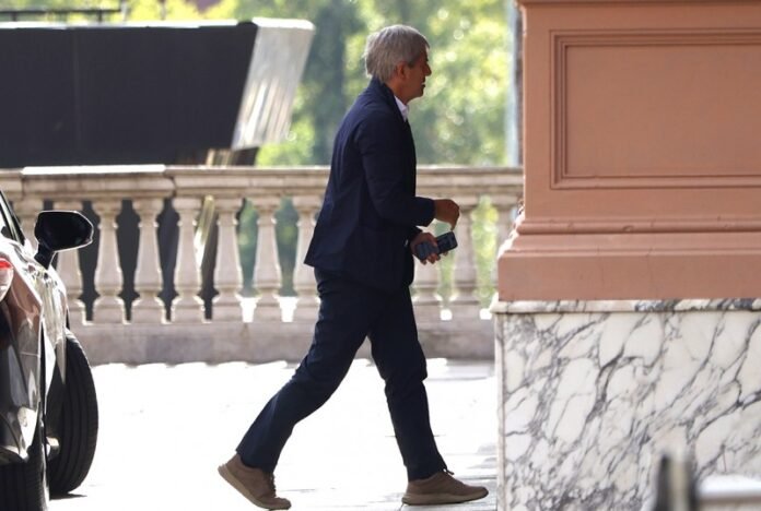 Caputo: "Nunca compré ropa en Argentina porque es un robo"