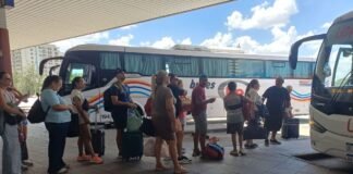 El gobierno de Córdoba advierte que “las empresas de transporte no pueden seguir viviendo del aporte provincial”