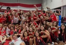 San Isidro firmó una remontada histórica en el Superdomo y bajó al líder