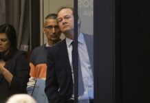 Economía tuvo que intervenir la licitación de GNL, porque sospechan un negociado por la duplicación de costos