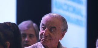 El Gobierno homologó sin cambios la paritaria de Comercio