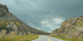 Habilitan paso parcial en Altas Cumbres tras varios días de corte total