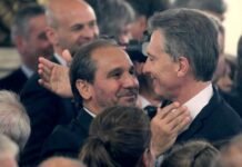 La acción de Mirgor se desplomó por la crisis de Tierra del Fuego y el mercado debate si es momento de comprar o liquidar