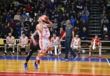 San Isidro arrasó con la serie de octavos