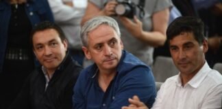 Sin obras de Nación, los municipios promueven consorcios de vecinos que financien el asfalto