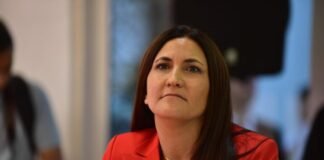 Roffé propone un marco legal para agilizar los expedientes y garantizar respuestas a los vecinos