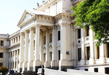 Ahora, 11 colegios de abogados reclaman que haya diálogo y se normalice el servicio de Justicia
