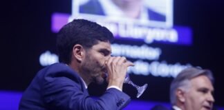 El cierre de empresas y la caída de la industria golpean a Córdoba y Santa Fe, dos bastiones electorales de Milei