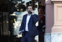 Viola en crisis total porque le prometió a Karina que podía manejar a Lijo y teme un revés en el caso Adorni
