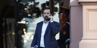 Viola en crisis total porque le prometió a Karina que podía manejar a Lijo y teme un revés en el caso Adorni