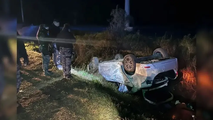 Volcó un auto con seis ocupantes en Bell Ville y murieron dos jóvenes