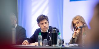 Kicillof convocó a una cumbre y anunció: “No hay sumisión, vamos a las PASO o internas”