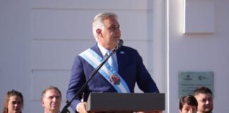 Llaryora recordó el atentado a la AMIA y pidió verdad y justicia