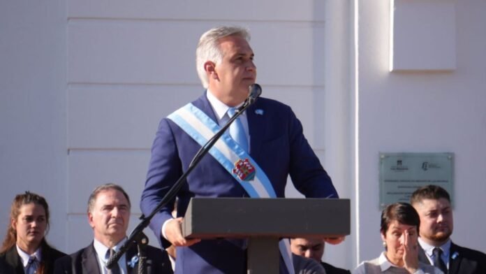 Llaryora recordó el atentado a la AMIA y pidió verdad y justicia