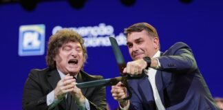 Milei trató a Lula de “ladrón” en un acto con Flavio Bolsonaro y abrió un conflicto diplomático con Brasil