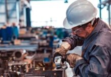 Córdoba tiene 10.300 empleos privados menos que hace un año