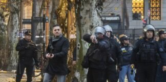 Descubren a un comisario de civil disparando a la gente y el Congreso quiere citar a Monteoliva