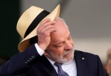 El partido de Lula denuncia que el vice de Trump intervino en favor de la campaña de Flavio Bolsonaro