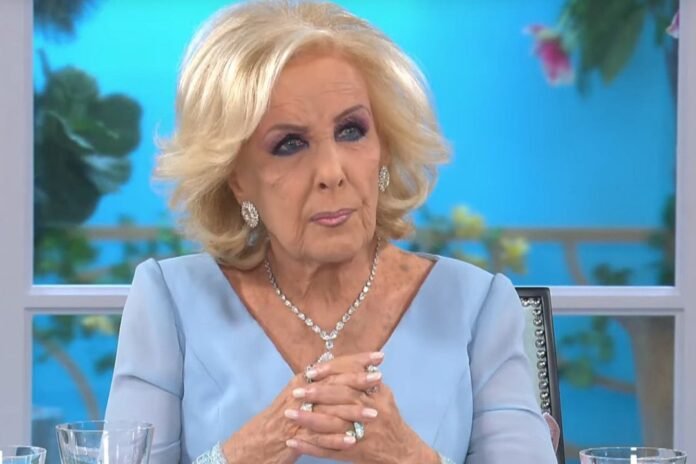 Internaron a Mirtha Legrand por un cuadro de bronquitis: qué se sabe