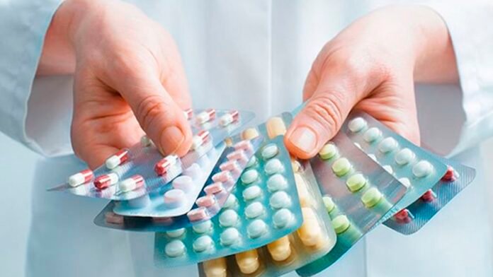 Córdoba cruzó al gobierno nacional por el recorte en medicamentos esenciales