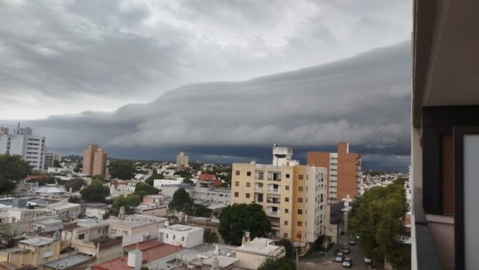 Córdoba sigue bajo alerta naranja por tormentas fuertes