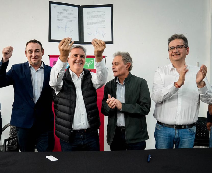 Llaryora anunció la construcción de un puente esencial para San Lorenzo, «Todo lo que el gobernador promete lo cumple», Gustavo Brandán
