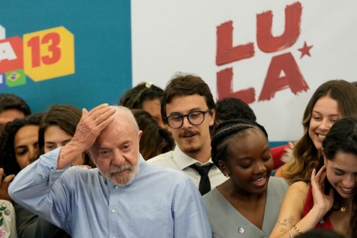 Lula convocó una cumbre de urgencia con observadores internacionales para denunciar intromisión de Trump en el balotaje